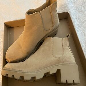 Women's Tan Ankle Boots